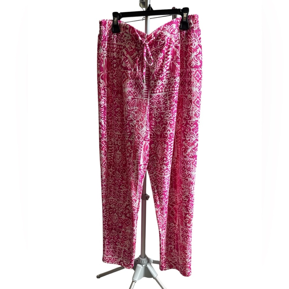 Soho Pink and‎ White Textured Pants size M